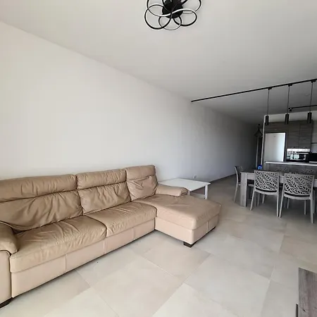 Cescaren Gozo * Għajnsielem